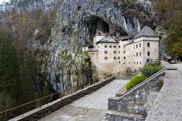 Castello di Predjama — Foto Stock