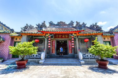 HOI AN, VİETNAM 2024, 15 Ağustos: Hoi An, Vietnam 'daki Quan Kong Tapınağı' nın güzel bir manzarası