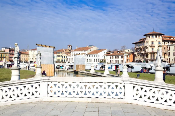 Prato della Valle i Padua, Veneto, Italien. — Stockfoto