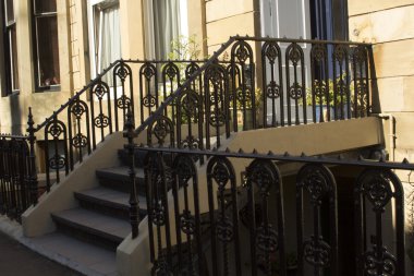 Glasgow sokaklarında Bina Kiralık giriş