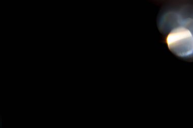 bir Bokeh ışıltısı yansımaları yansıtır