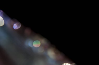 bir Bokeh ışıltısı yansımaları yansıtır