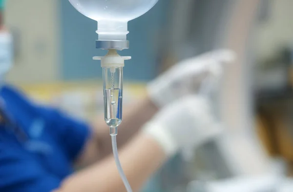 Instellen Vitamine Vloeistof Intraveneuze Druppel Zoutoplossing Druppel Ziekenhuiskamer Medisch Concept — Stockfoto