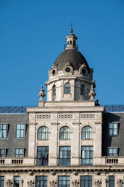 LONDRES - MAR 13: Casa de Fraser Store en la ciudad de Londres en — Foto de Stock