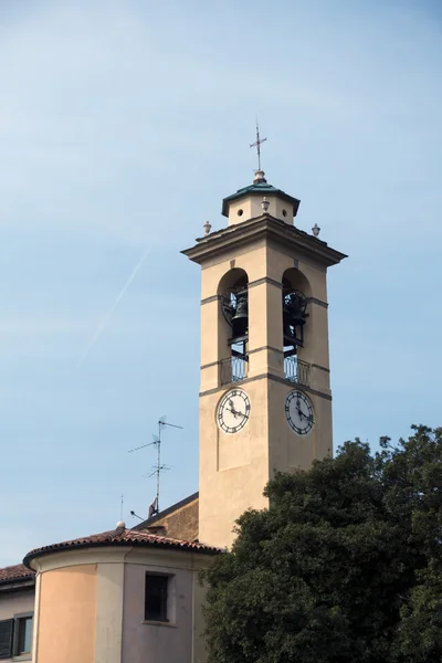 Bergamo, Italië - 25 maart: Kerk van San Vigilio in Bergamo in — Stockfoto