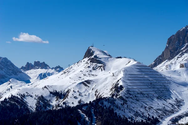 Blick auf die Dolomiten vom Pordoipass — Stockfoto
