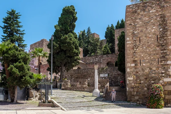 Malaga, Andalusië/Spanje-25 mei: toegang tot het Fort Alcazaba — Stockfoto