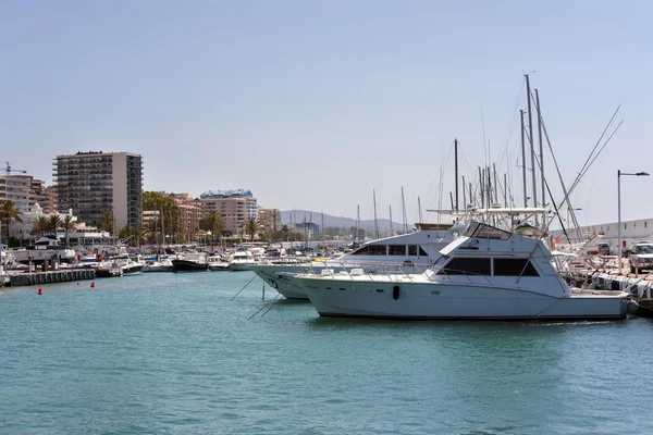 MARBELLA, ANDALUCIA / ESPAÑA - 26 DE MAYO: Vista de la costa en Ma — Foto de Stock