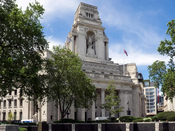 Londýn/Velká Británie - 15. června: Bývalý Port stavební úřad London 1 — Stock fotografie