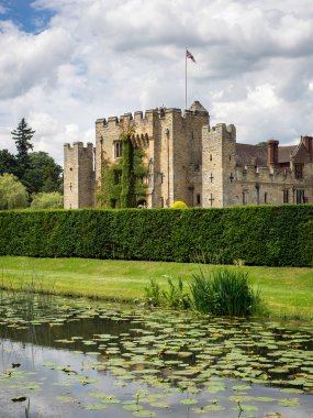 Hever, Kent/Uk - Haziran 28: Hever Kalesi görünüm üzerinde bir güneşli Summe