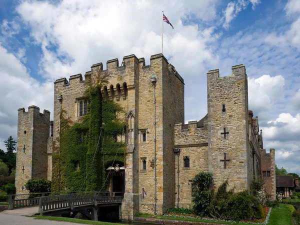 Hever, Kent/Uk - 28 czerwca: Widok z zamku Hever w Kent Hever na — Zdjęcie stockowe