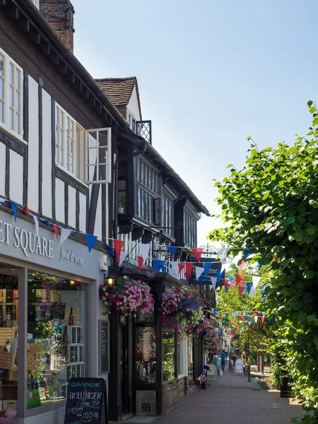 East Grinstead, West Sussex'deki / / Uk - 23 Temmuz: Yüksek Str görünümünü — Stok fotoğraf