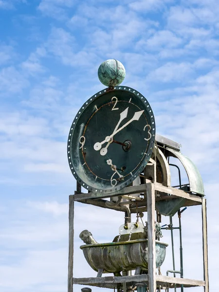 SOUTHWOLD, SUFFOLK/UK - JULY 30 : Close-up of the Pier Watercloc — Stock Photo, Image