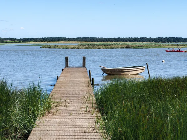 ALDEBURGH, SUFOLK / UK - JULHO 31: Caiaque no rio Alde nea — Fotografia de Stock