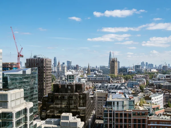 Londen/UK-15 augustus: uitzicht vanaf de kathedraal van Westminster in Londo — Stockfoto