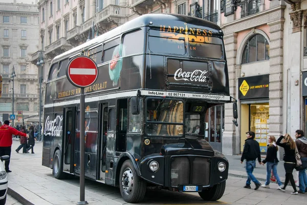Milan Lombardy Italy February Coca Cola Double Decker Bus Milan — Stock Photo, Image