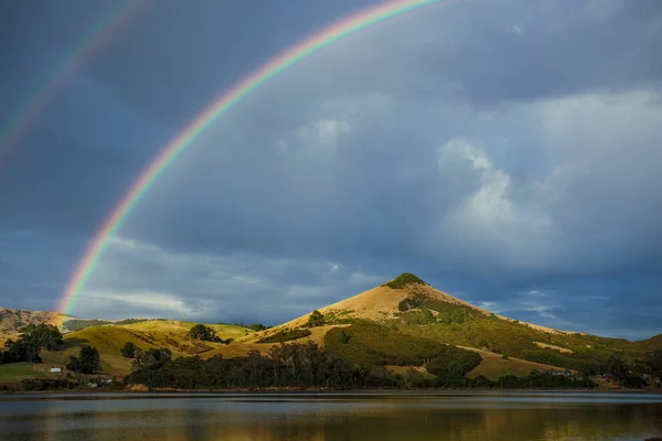Dvojitá Duha Nad Poloostrovem Otago — Stock fotografie