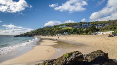 St. Ives, Cornwall 'daki Porthminster plajının 13 Mayıs 2021' deki görüntüsü. Tanımlanamayan kişiler