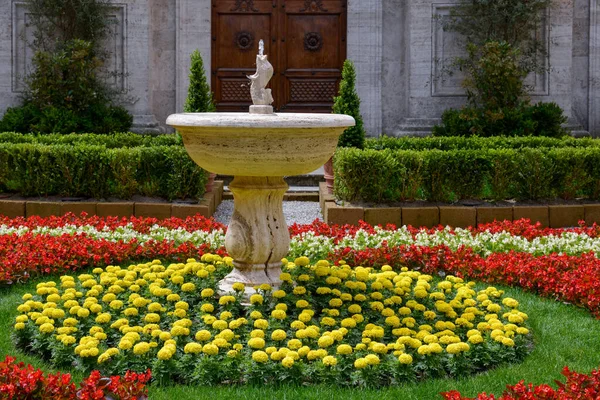 Pienza Tuskany Itálie Května Květinové Expozice Pienza Cathedral Pienza Italy — Stock fotografie