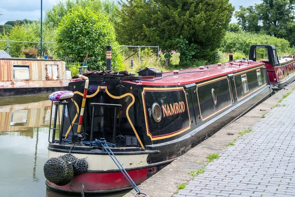 Ellesmere Shropshire 2021年7月12日 シュロップシャー州エルズミアの狭い船 — ストック写真