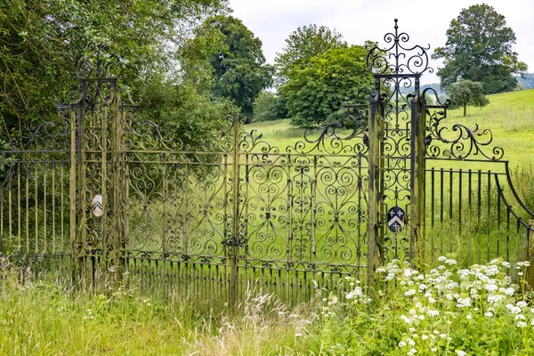 Hanmer Clwyd Wales July Gates Gredington Park Hanmer Wales July — Stock Photo, Image