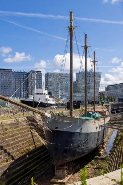 Liverpool Storbritannien Juli Gamla Fyrkantiga Rigger Segelfartyg Förtöjd Liverpool England — Stockfoto