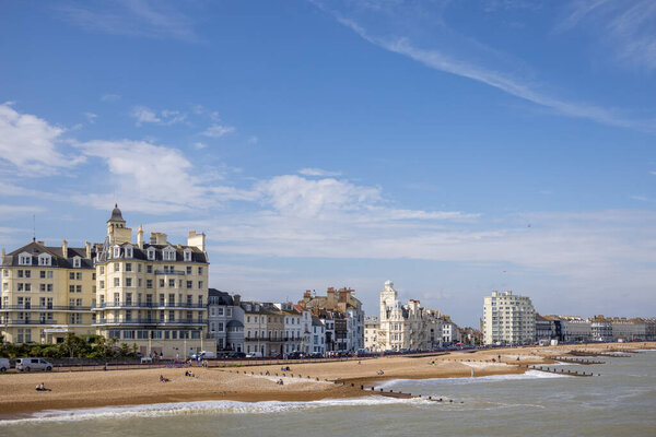 EASTBOURNE, EAST SUSSEX, UK - JULY 29 июля: Skyline of Eastbourne in East Sussex on July 29 2021. Неизвестные