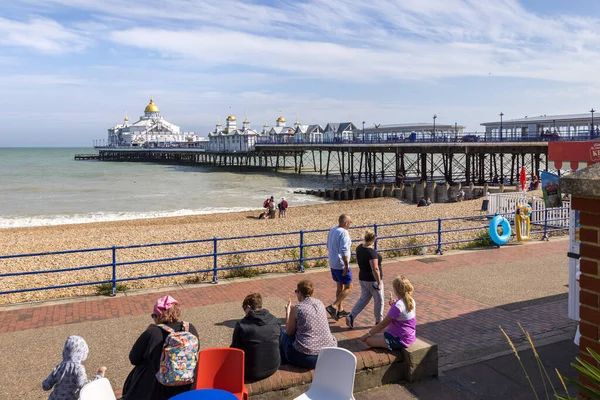 Eastbourne Este Sussex Reino Unido Julio Vista Del Muelle Eastbourne —  Fotos de Stock