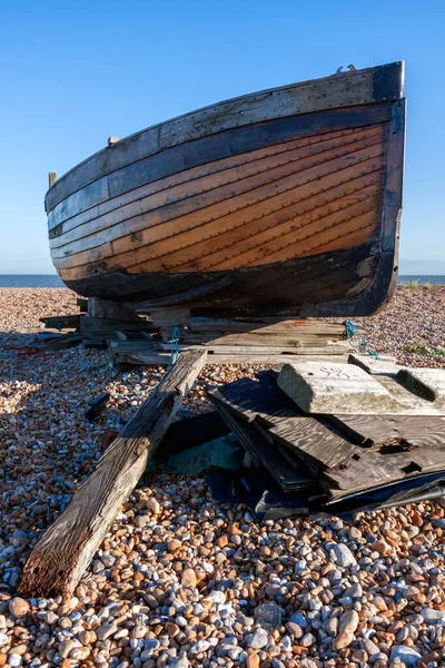 Dungeness Kent December Strandroeiboot Dungeness Kent December 2008 — Stockfoto