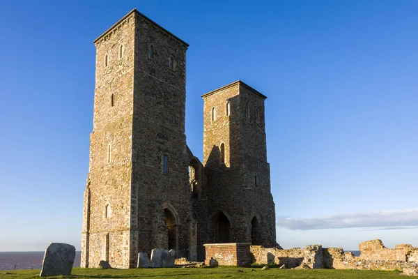 Reculver Člensko Velká Británie Prosince 2008 Pozůstatky Kostelních Věží Reculveru — Stock fotografie