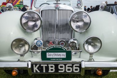 zafer roadster shoreham airshow ekranda