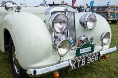 zafer roadster shoreham airshow ekranda