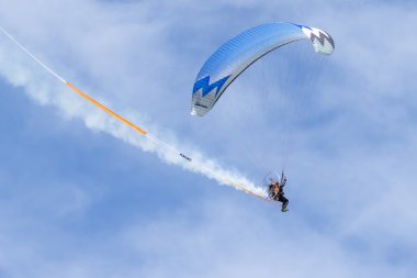 shoreham airshow, güçlendirilmiş askıda kalabilir planör