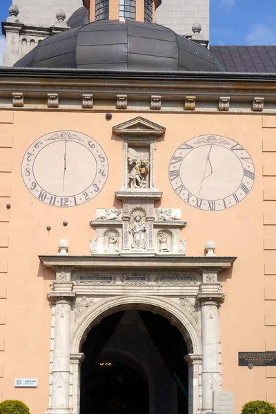 Vista parcial del monasterio Jasna Gora en Czestochowa Polonia —  Fotos de Stock