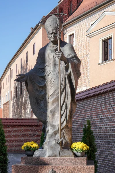 Estatua del Papa Juan Pablo en Cracovia — Foto de Stock