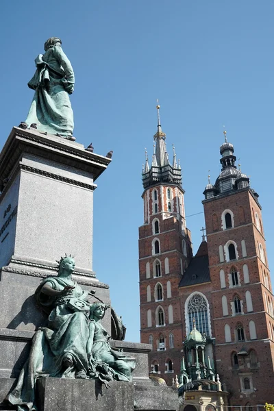 Monumento a Adam Mickiewicz en Cracovia —  Fotos de Stock