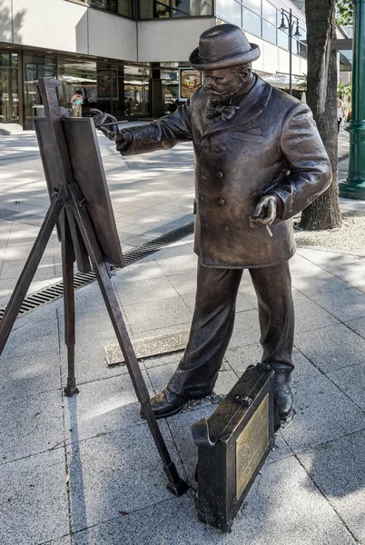 Estatua de bronce de Roskovics Ignac en Budapest — Foto de Stock