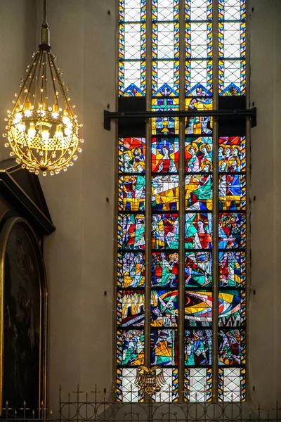 Innenraum der Frauenkirche in München — Stockfoto