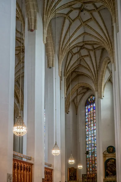 Interieur van de Frauenkirche in München — Stockfoto