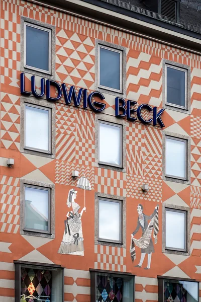 Ludwig Beck ห้างสรรพสินค้าในมิวนิค — ภาพถ่ายสต็อก