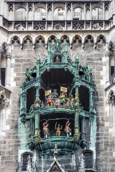 O Rathaus-Glockenspiel em Munique — Fotografia de Stock