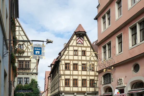 Vários sinais de suspensão em Rothenburg — Fotografia de Stock