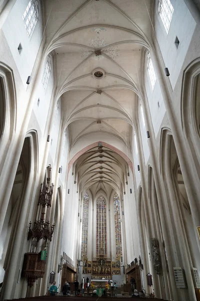 Vista interior da Igreja de São Tiago em Rothenburg — Fotografia de Stock