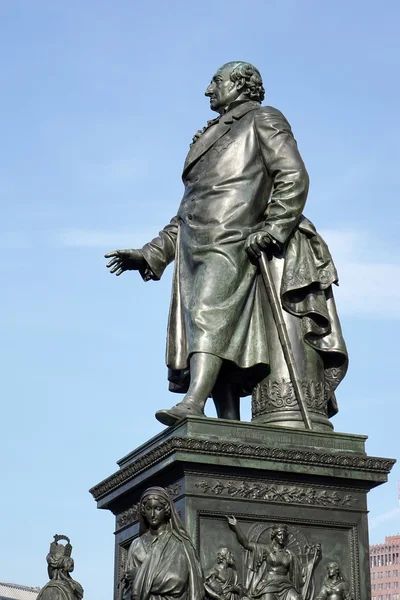 Monument to Baron Freiherr von Stein in front of the Abgeordnete — Stock Photo, Image