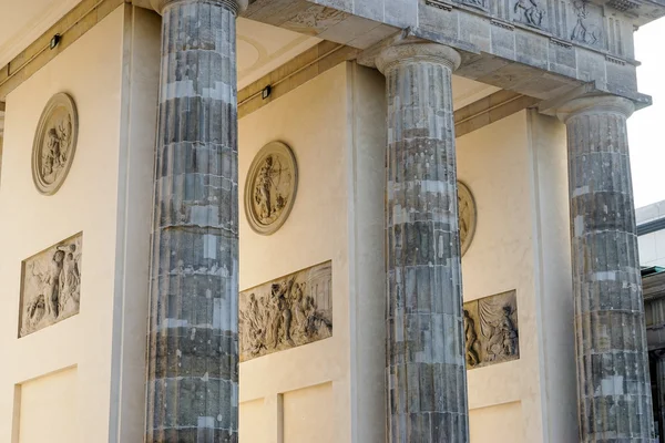 The Brandenburg Gate Monument in Berlin — Stock Photo, Image