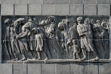 Doğu tarafında Varşova Ghet 70 yıldönümü için anıt