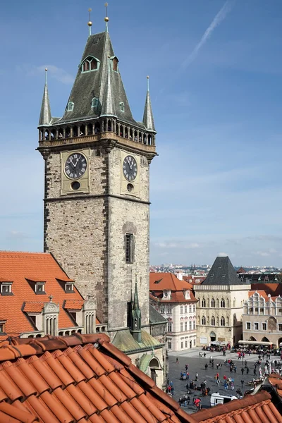 Oude stad Hall Tower in Praag — Stockfoto