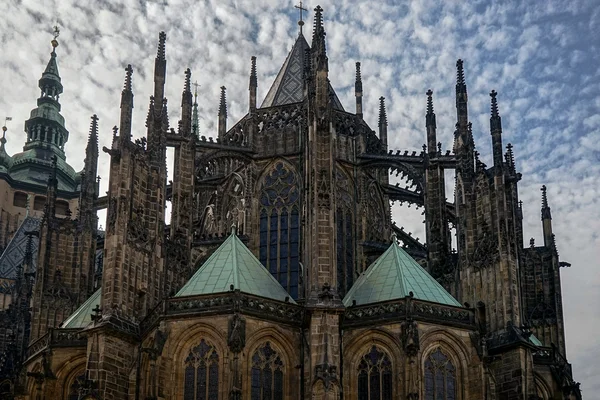 Prag 'daki St. Vitus Katedrali — Stok fotoğraf