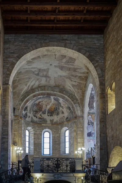 Интерьер базилики Святого Георгия в Праге — стоковое фото