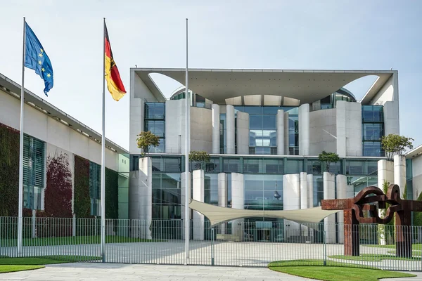 De Bondskanselarij gebouw officiële residentie van de Duitse — Stockfoto